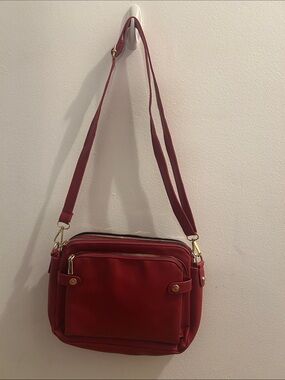Everyday Red Crossbody Bag with Front Pocket - Women's Shoulder Purse